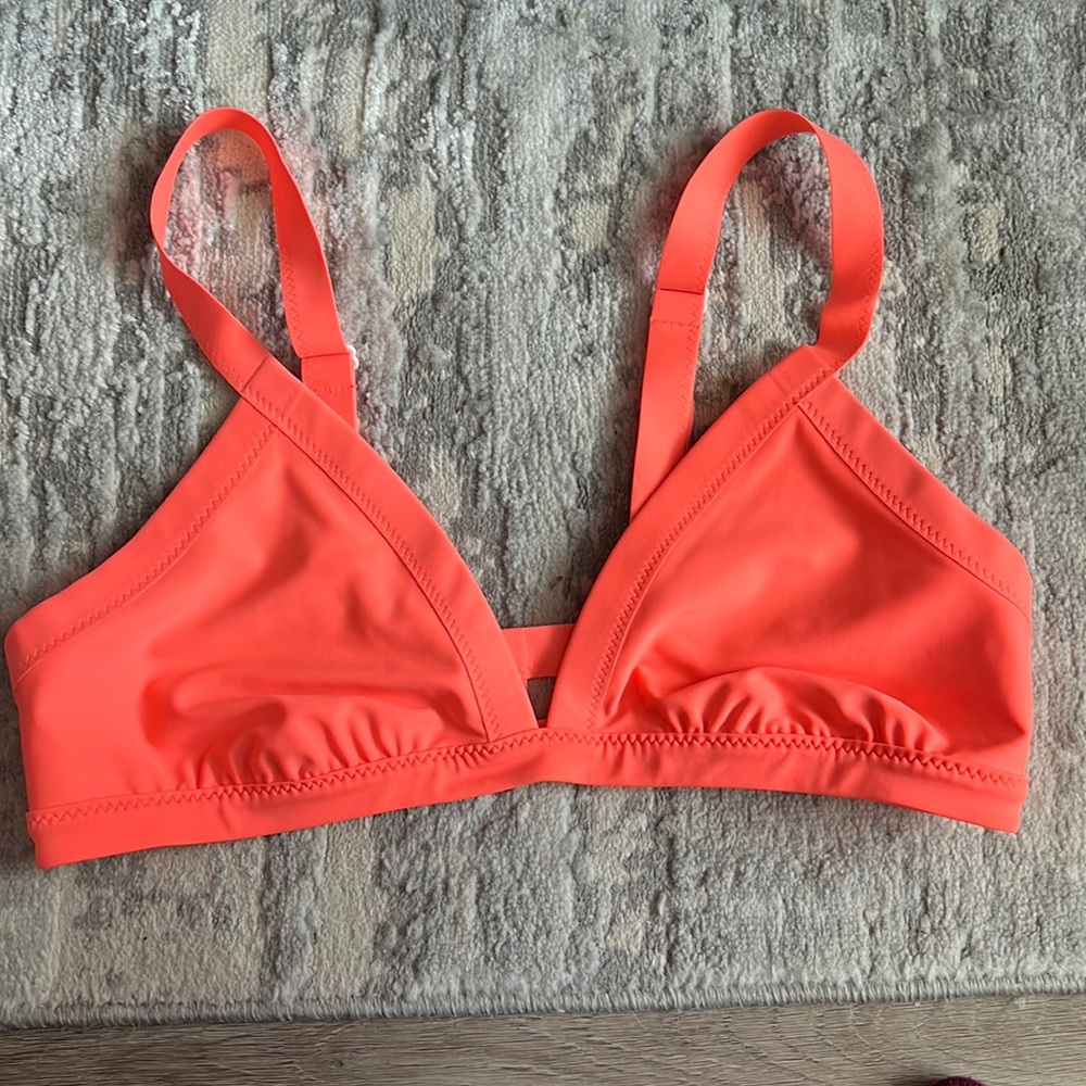 lululemon swim top